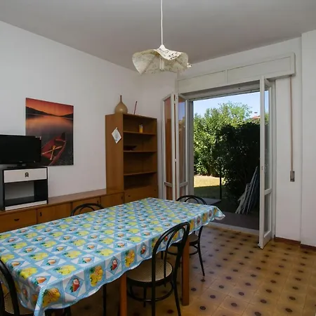 M105 -marcelli, Quadrilocale Con Giardino A 200 Mt Dal Mare Marcelli