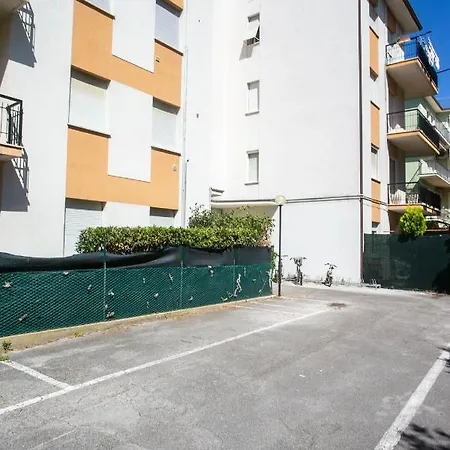 M105 -marcelli, Quadrilocale Con Giardino A 200 Mt Dal Mare *